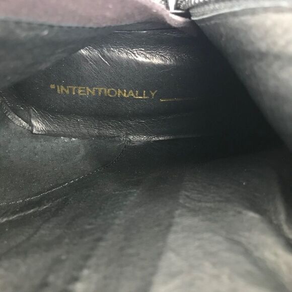 Anthropologie Intentionally Blank Grayish Purple Suede Leather Zip Closure Boots - Picture 15 of 16